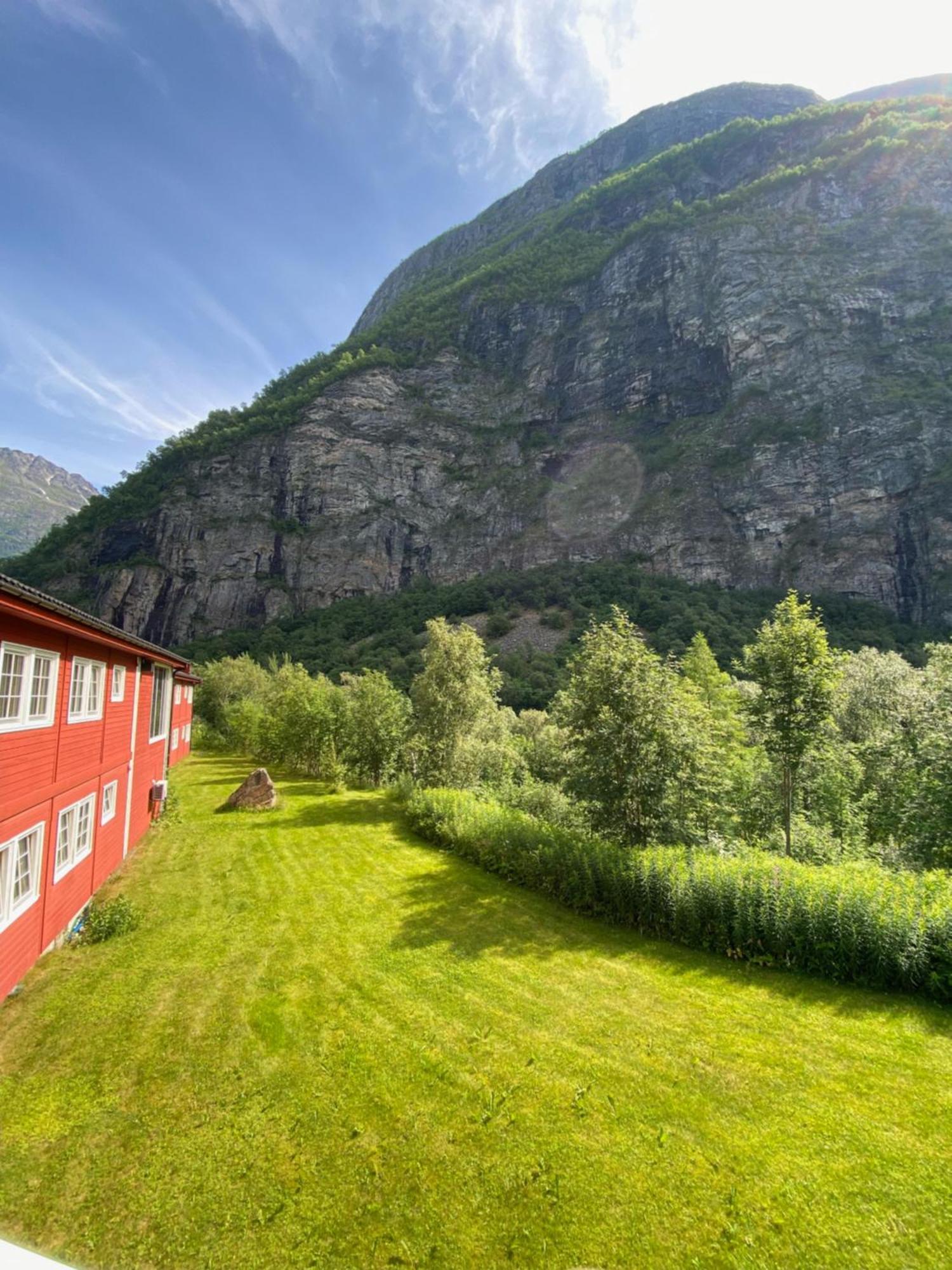 Traedal Hotel Sunndalsøra Dış mekan fotoğraf